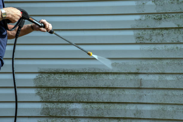 Animal Enclosure Cleaning in Leavenworth, WA